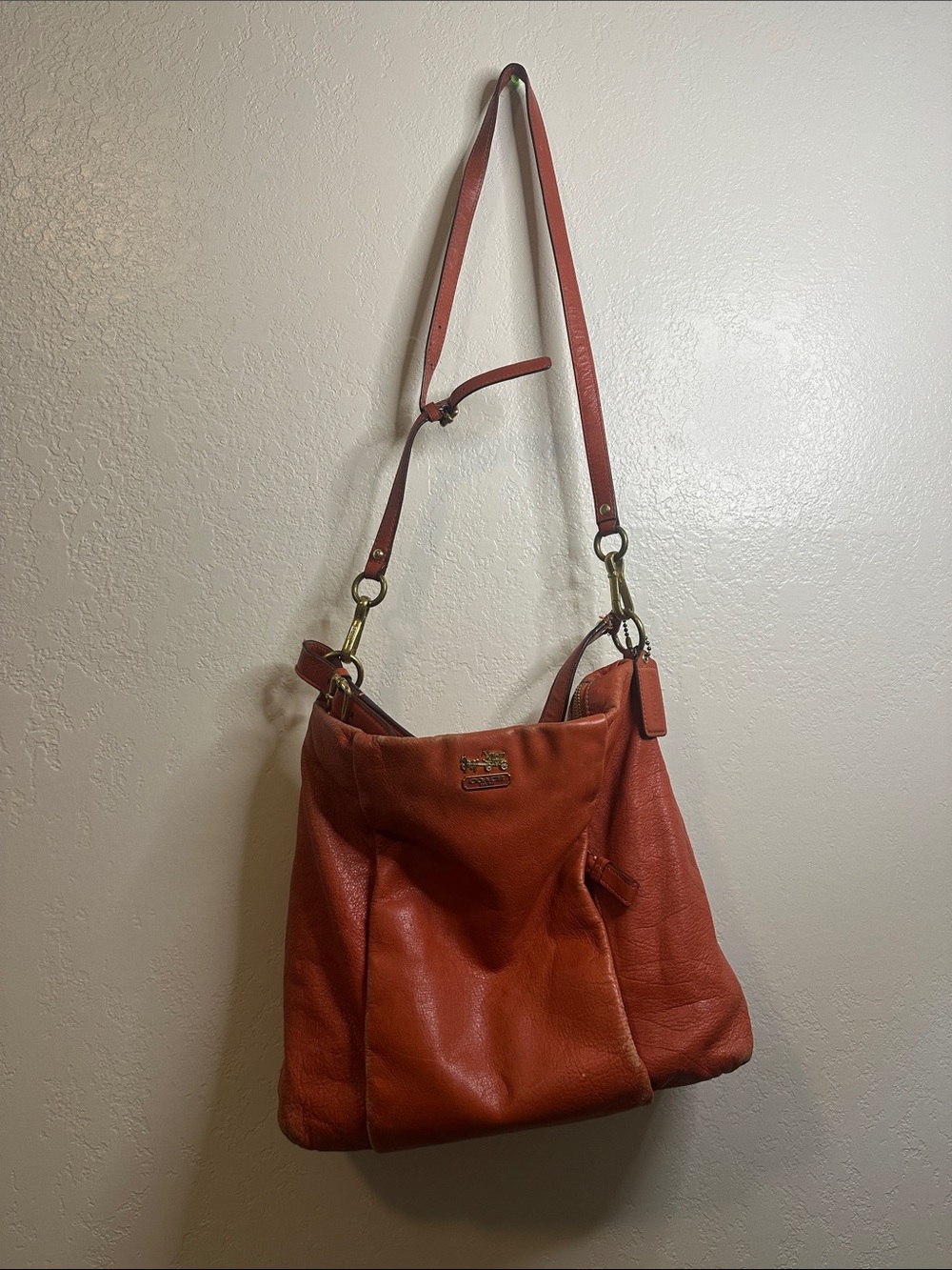 Coach Leather Shoulder Hobo Bag - Rust Orange